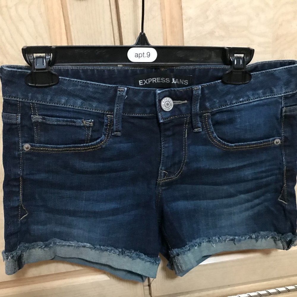 Express Deconstructed Jean shorts